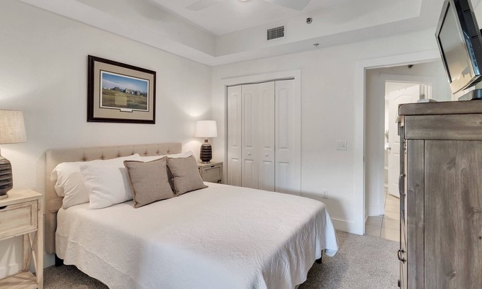 Gulf Shores Apartment | One Club Gulf Shores - 1 bdrm Golf View - sleeps 4..
