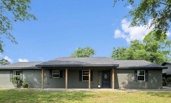Woden Other | One Oak Ranch- sleeps 8- Gorgeous Sunsets
