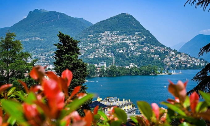 Lugano City-Centre Apartment | One & Only Lake View Apartment