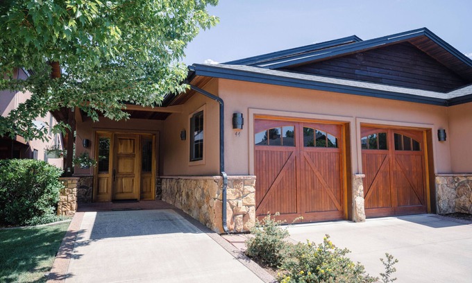 Dalton Ranch House | One story townhome in gated community close to downtown Durango, skiing, golfing