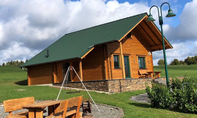 Esch House | Onkel Fritz mit Sauna und Whirlwanne