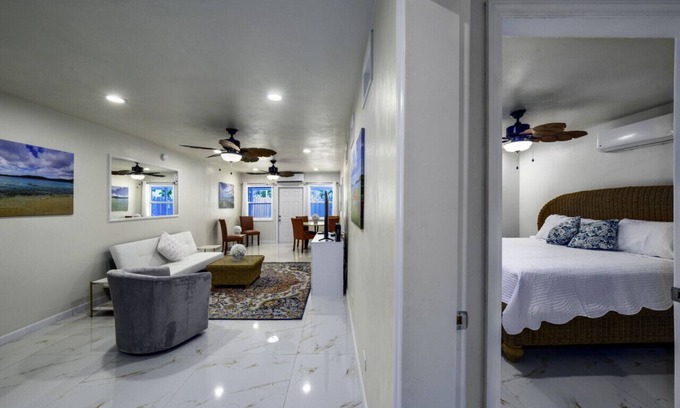 Red Hook Condo | Only a 5 min walk to Sapphire Beach!
