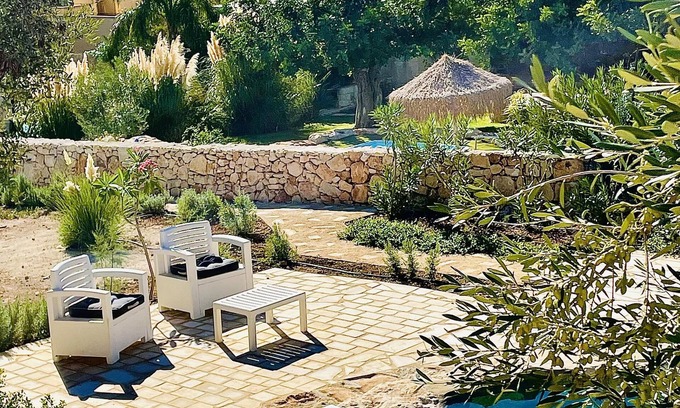 Cava dʼAliga Villa | OPUNTIA DOMUS Single villa with lovely views!