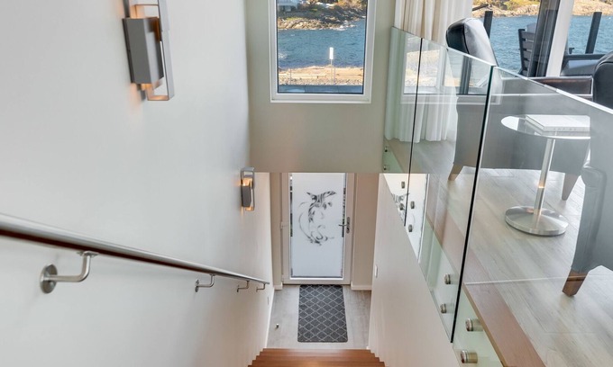 Saanich East House | Orca View Suite 10 Mile Point