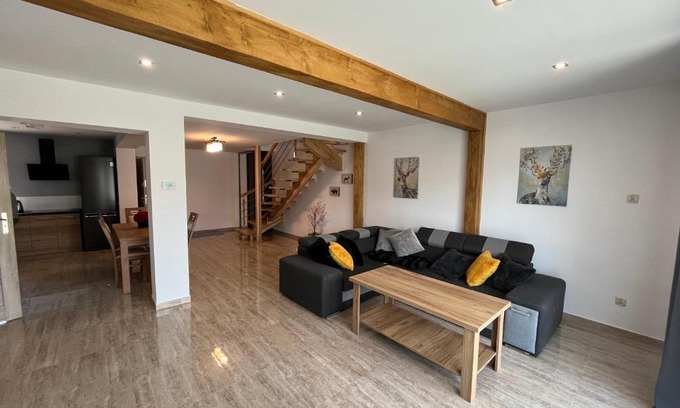 Czarny Dunajec Ski Chalet | Osada Marcowa - Niebieski Domek z sauną & jacuzzi