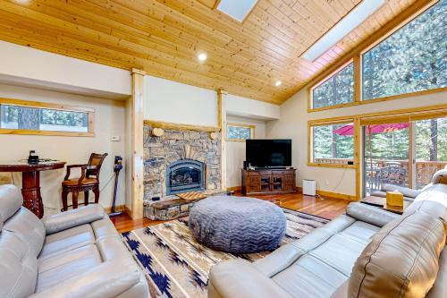 Tahoe Paradise House | Osage Oasis