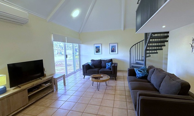Exmouth Villa | Osprey Holiday Village Unit 102 - 3 Bedroom fully self contained unit