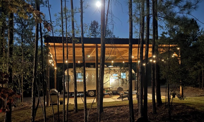Leesville House | Out West! Minutes to Lake Murray