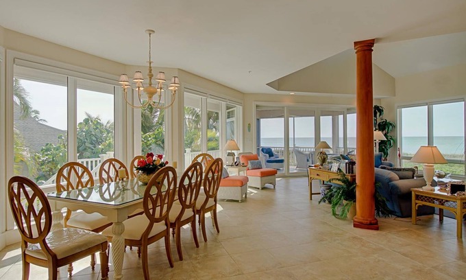 Captiva House | Overlooking the Gulf- Steps to Beach- Perfect Vacation Getaway! RESORT LISTING