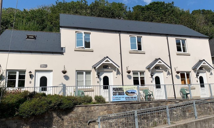 Parkmill Cottage | Oxwich Small cottage in the heart of Parkmill