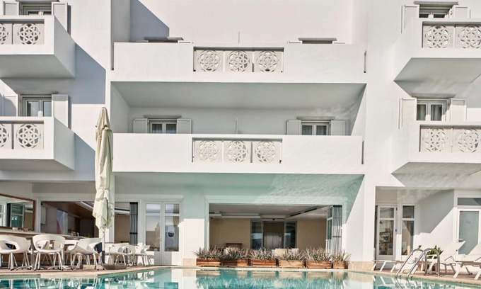 Tinos Town Hotel | Oxygen Favie