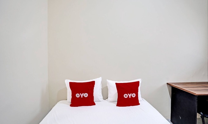 Prigen Hotel | OYO 3285 Wonoayu Residence Syariah