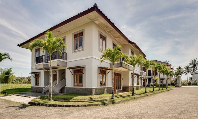 Cipanas Hotel | OYO 3896 Villa Pesona Wisata Puncak