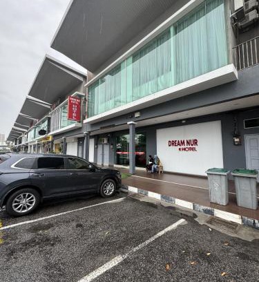 Malacca City Hotel | OYO 89497 Dream Nur Hotel