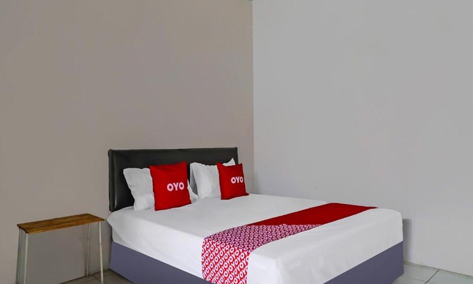 Garut Hotel | OYO 90809 Homestay Black Pink Merah Jambu Syariah