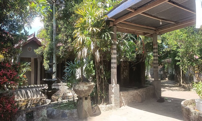 Kecamatan Narmada Hotel | OYO 93766 Bunga Homestay Near Taman Lembah