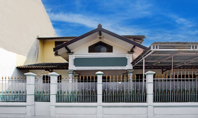 Banaran Hotel | OYO 94717 Homestay Ka Villa Syariah