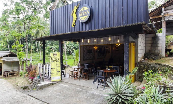Trenggalek Hotel | OYO Homes 91134 Desa Wisata Tebing Lingga