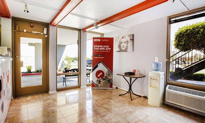 Wichita Falls Hotel | OYO Hotel Wichita Falls - Downtown