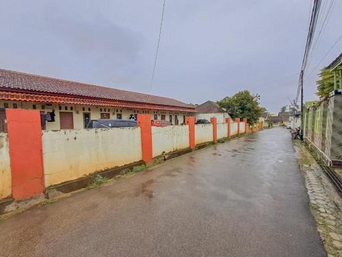 Rajabasa Hotel | OYO Life 93590 Penginapan Palapa 10 Syariah