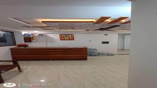 Faizabad Hotel | OYO Royal Ayodya Guest House