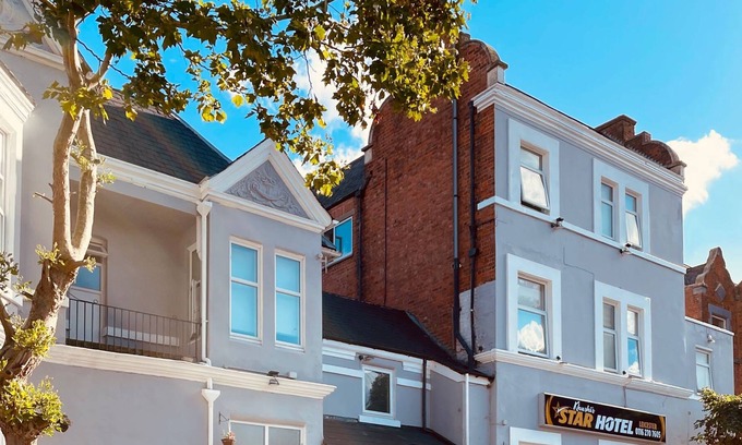 Oadby Hotel | OYO Star Hotel, South Leicester