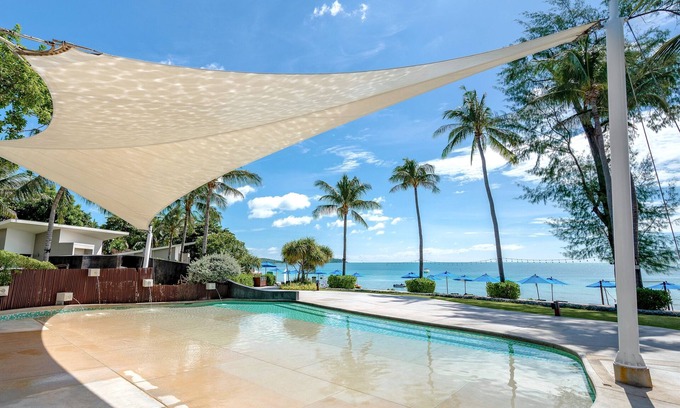 Chaweng City Center Hotel | OZO Chaweng Samui