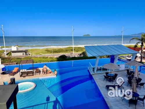 Itacolomi House | Pé na Areia Vista Mar Beto Carrero e Férias