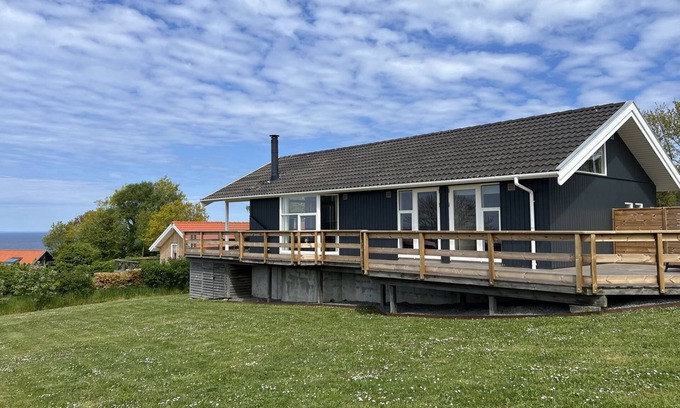 Vang House | "Paaske" - 350m from the sea by Interhome