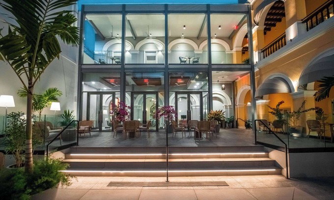 Catedral Hotel | Palacio Provincial San Juan, Curio Collection by Hilton
