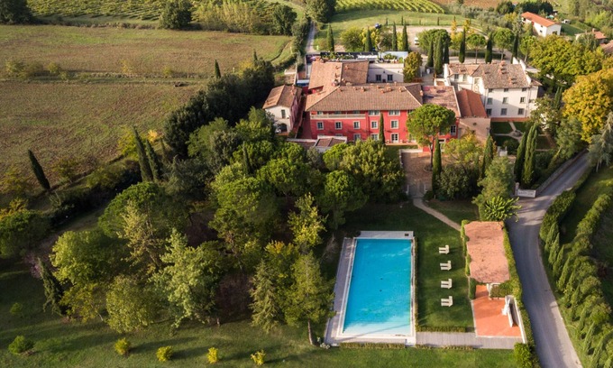 Rignano sull'Arno Apartment | Palagio 4 in chianti with Shared pool, Rignano sull'Arno, Italy