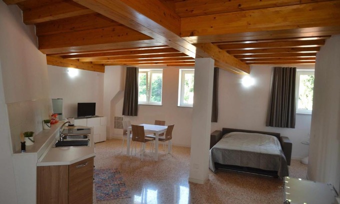 Noale Apartment | Palazzo Maggiore Suite A