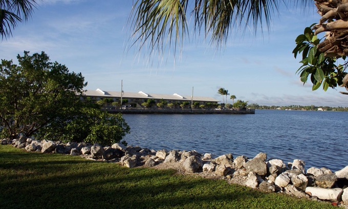 Palm Beach Apartment | Palm Beach Waterfront Suites