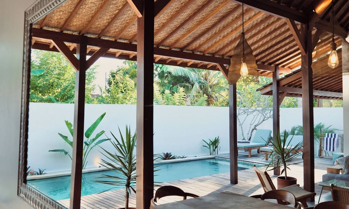 Jungut Batu Villa | Palm Paradise