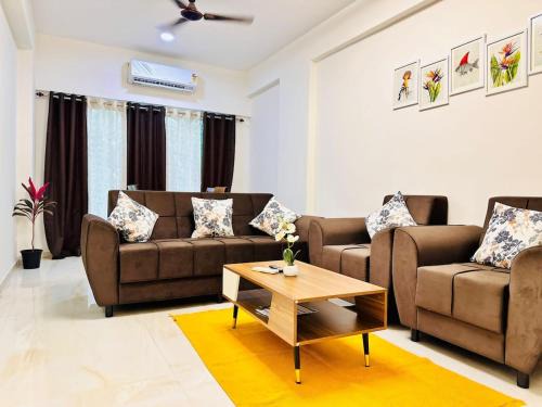 Khattalwada Apartment | Palm View 1BHK with Pool & Café - Sazo Stays