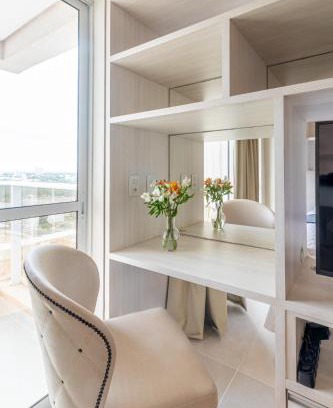 Plano Diretor Sul Apartment | PALMAS EXPERIENCE - FLAT PÔR DO SOL, no centro, vista lago!