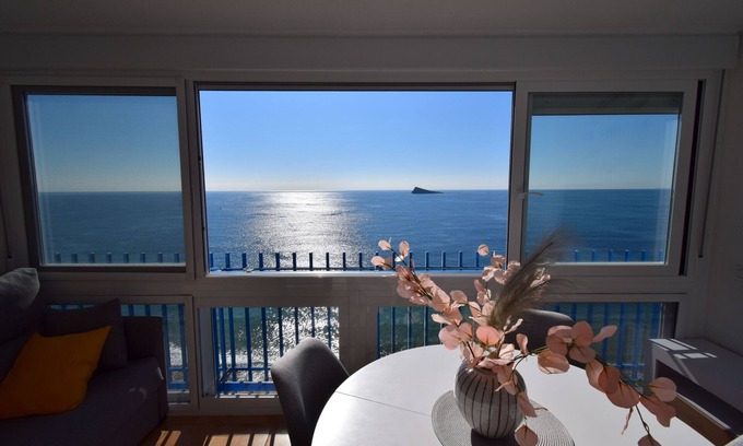 Benidorm Centro Apartment | PALMERAS (1 BEDROOM) NO BALCONY