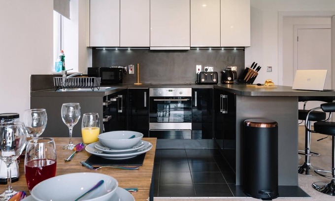 Reading Apartment | Palmerston House 2 Bedroom Apartments, Reading - 2 Bathroom with Parking