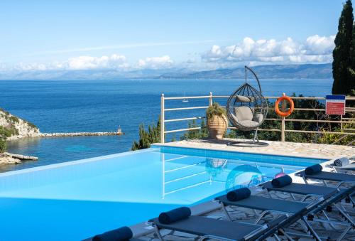 Longos Apartment | Pangolas Apartments Paxos