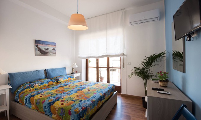 Materdei Apartment | Panorama Vesuvius 1 (central) private room in apartment