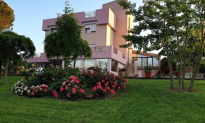 Tavullia Bed & Breakfast | Panoramic accommodation in the hills