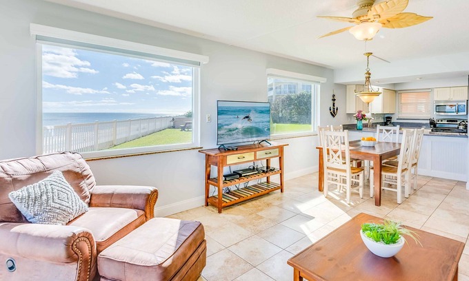 Satellite Beach Condo | Panoramic Beachfront Views – Ground-Floor Corner Condo, Pool Access & Steps to Beach 🏝️