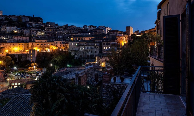 Narni Apartment | Panoramic, Elegant and Roomy Apartment in the Historic Center