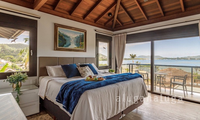 Canto da Lagoa House | Panoramic Lakeview Retreat
