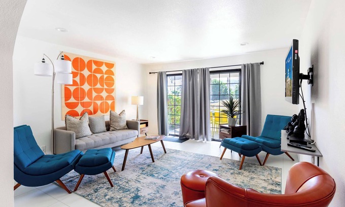 Palm Springs House | Panoramic Perfect w/Amazing Views! 7-Day Min