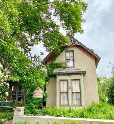 Golden Bed & Breakfast | Pansy’s Parlor Bed & Breakfast
