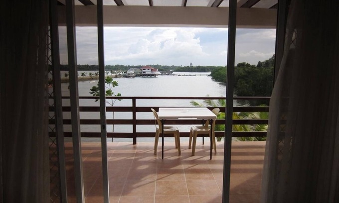 Liloan Resort | Papakit's Marina and Fishing Lagoon powered by Cocotel