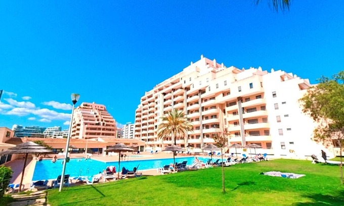 Portimao City Centre Apartment | Paraíso Sol da Rocha 701