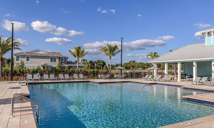 East Naples Villa | Paradise in naples, few mins from downtown, beaches, mercato .