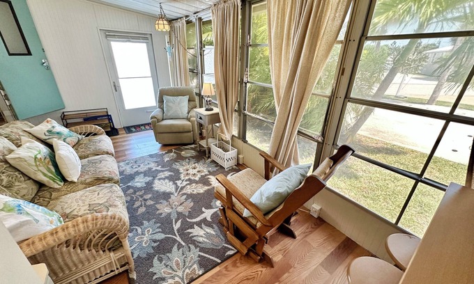 Nettles Island House | Paradise in this immaculate 2 bed 1 Bath 1978 beach bungalow.